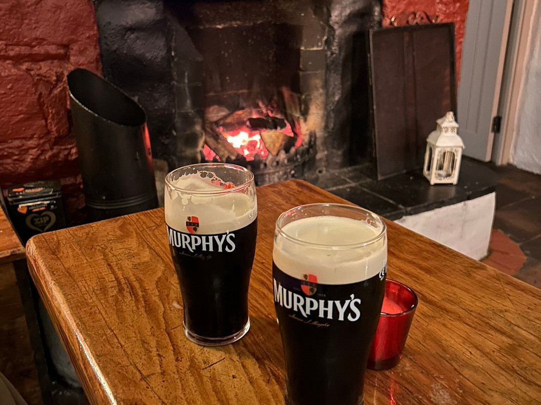 宽阔避风港湾酒店主图