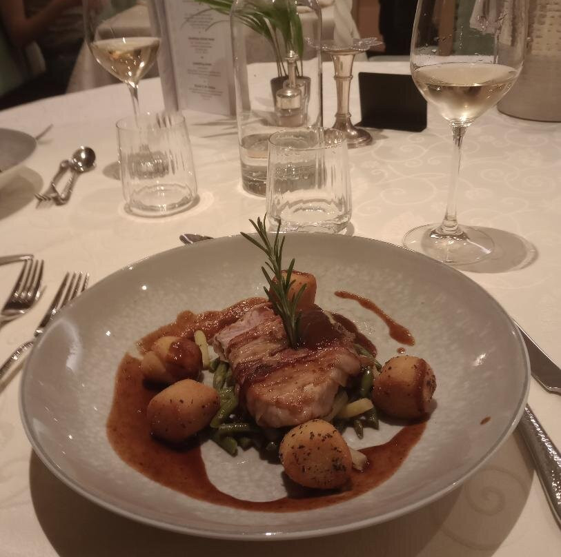 尔哈特酒店主图