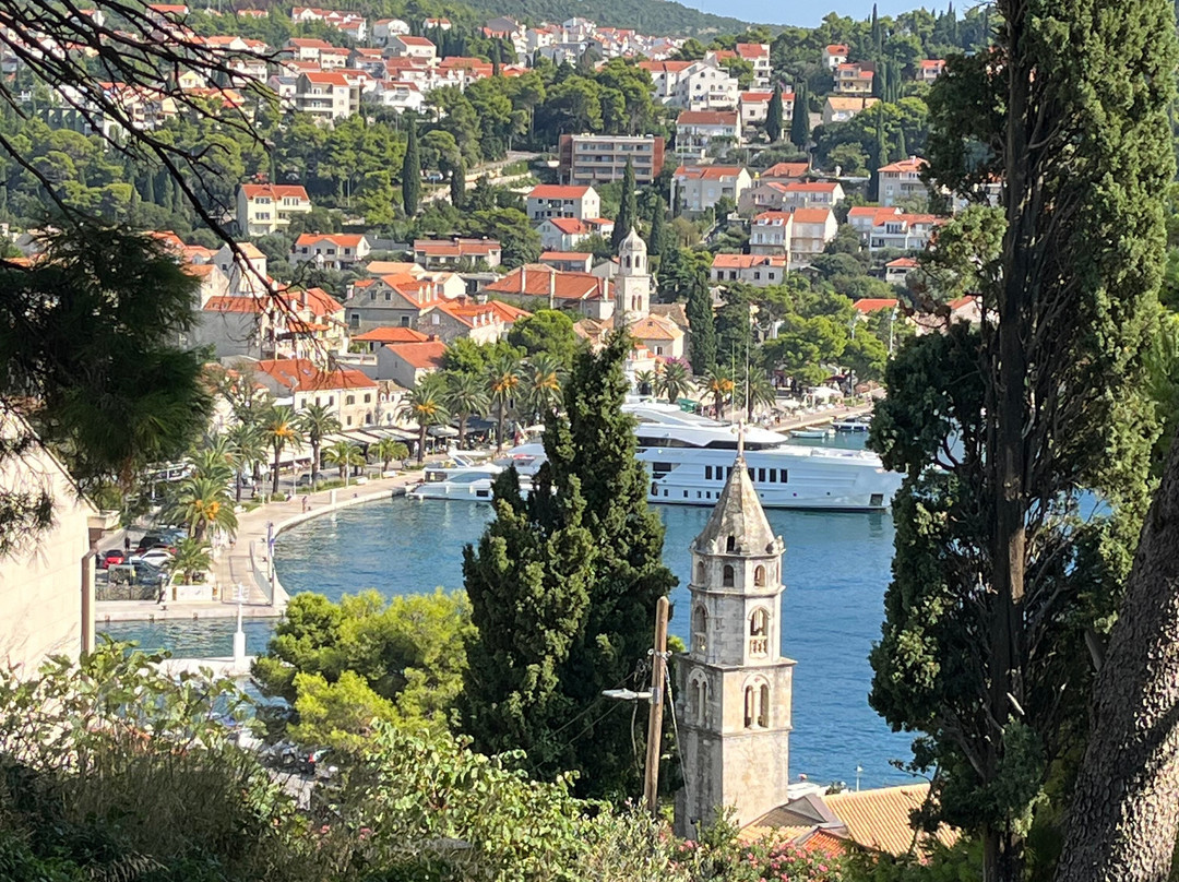 Cavtat Cemetery-察夫塔特必去景点