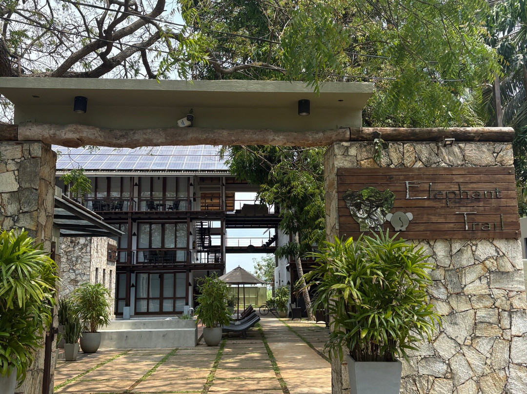 乌达瓦拉维大象足迹酒店主图