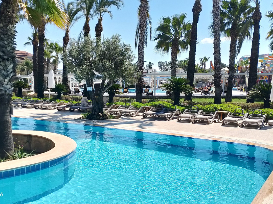 卡利梅拉塞拉皇宫俱乐部酒店主图