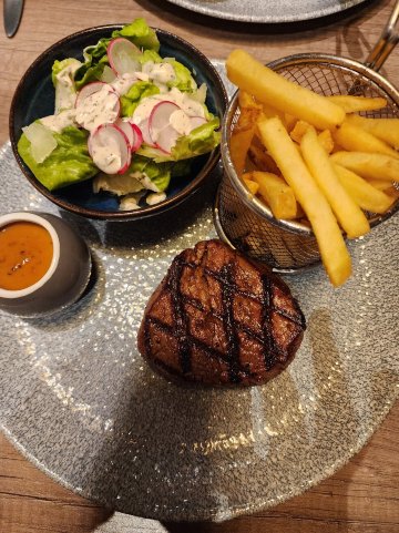 剑桥钟楼水疗酒店-旅行者