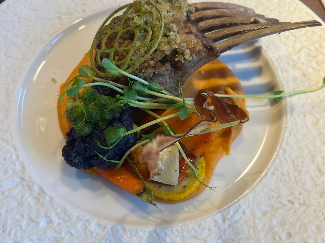 Lova restaurant