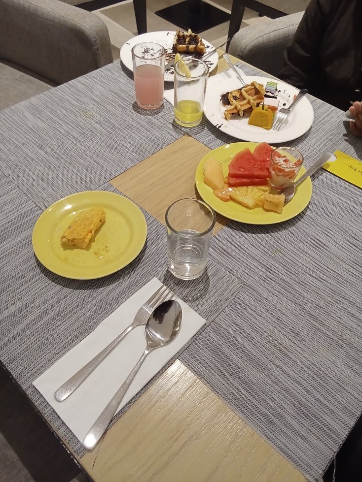 金色郁金香酒店-坤甸-旅行者