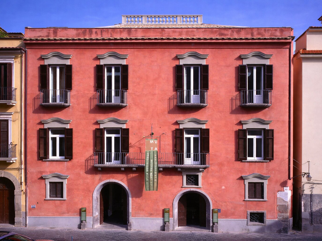 Museobottega della Tarsialignea-索伦托必去景点