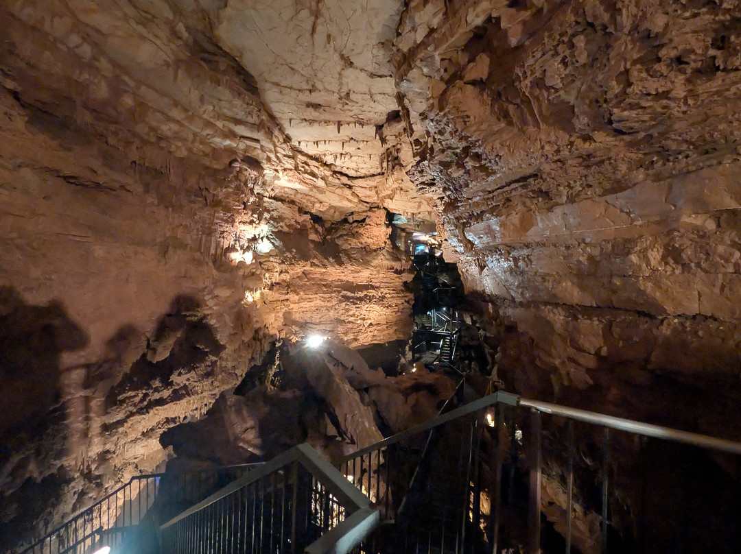 Indiana Caverns-Corydon必去景点