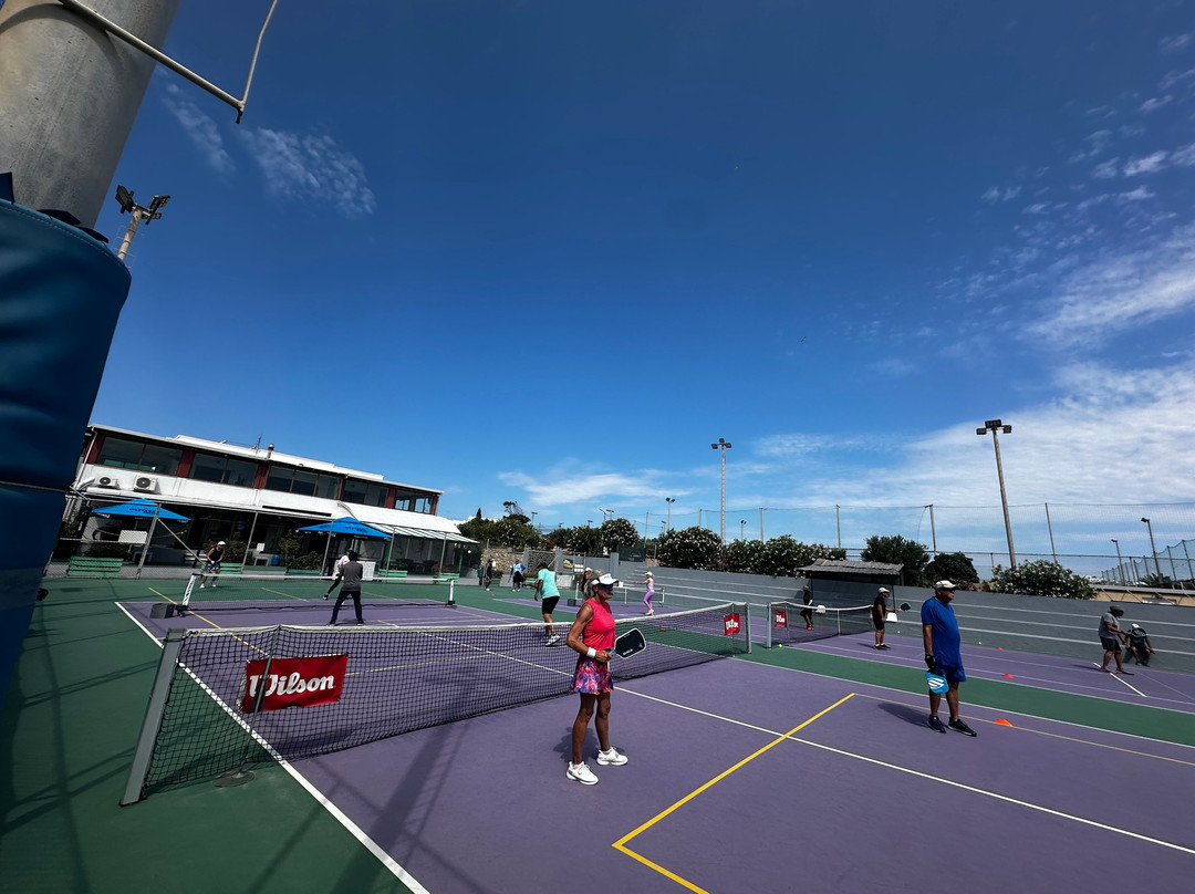 Playland Sport Center Santorini-Mesaria必去景点