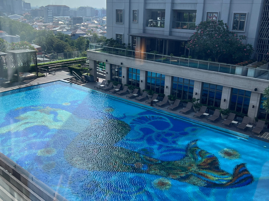 三宝垄特雷姆酒店主图