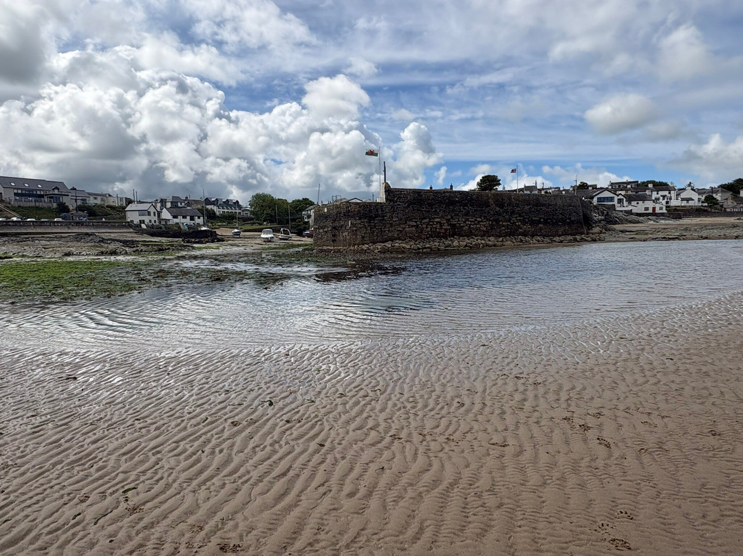 Cemlyn Bay-Cemaes Bay必去景点