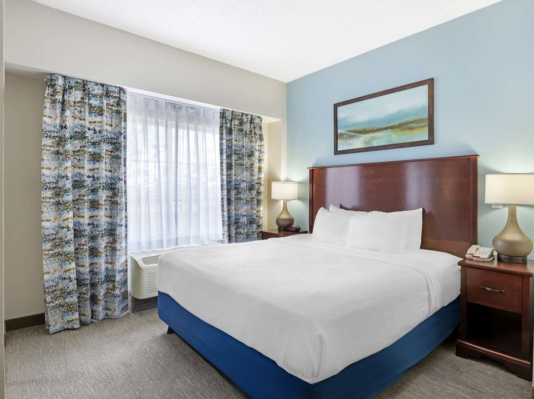 Boyd Tavern酒店住宿-Best Western Plus Crossroads Inn & Suites