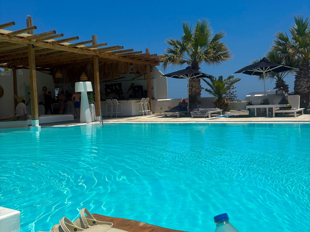 地中海白色酒店主图