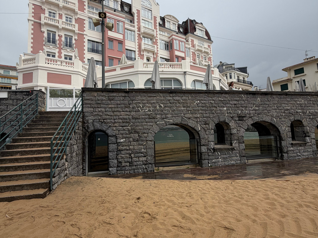 海水浴温泉大酒店主图