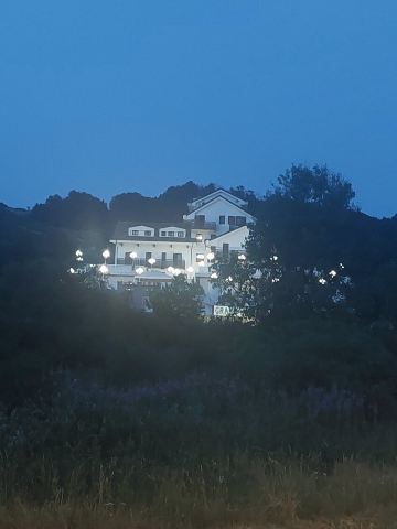 阿尔罗切大酒店-旅行者