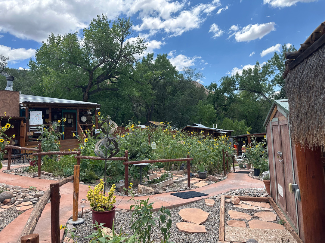 Jemez Hot Springs-Jemez Springs必去景点