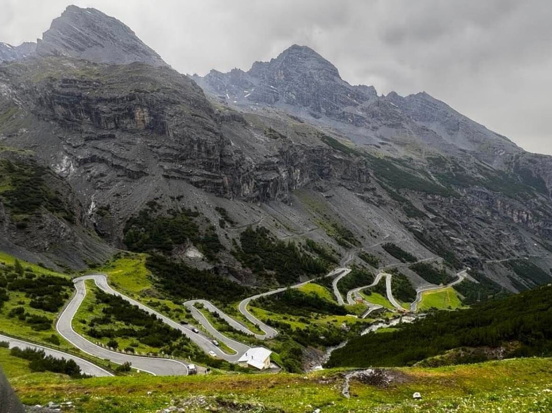 Moto 24 Adventure Motorcycle Rentals and Tours-布达佩斯必去景点