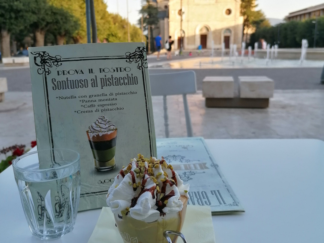 Piazza Risorgimento-Avezzano必去景点