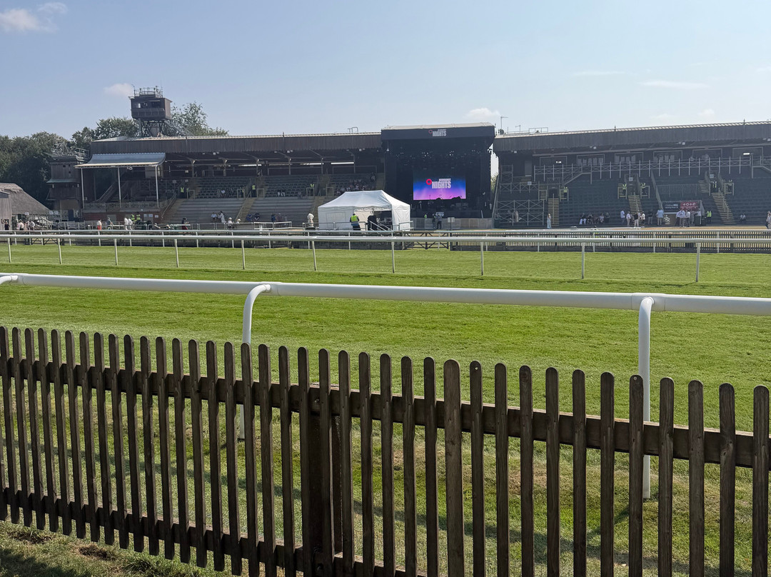 Newmarket Racecourses-纽马克特必去景点