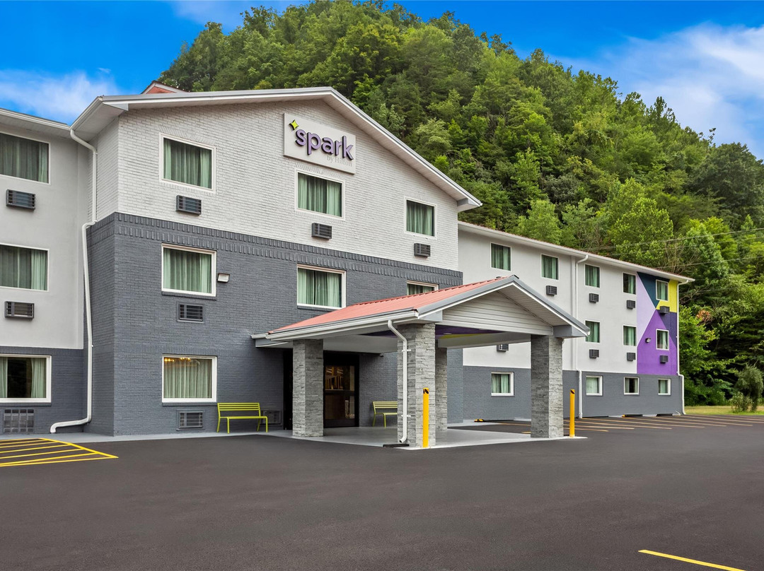 Ivel酒店住宿-Spark by Hilton Prestonsburg