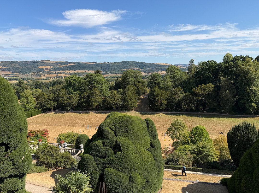 Powis Castle and Garden-Welshpool必去景点