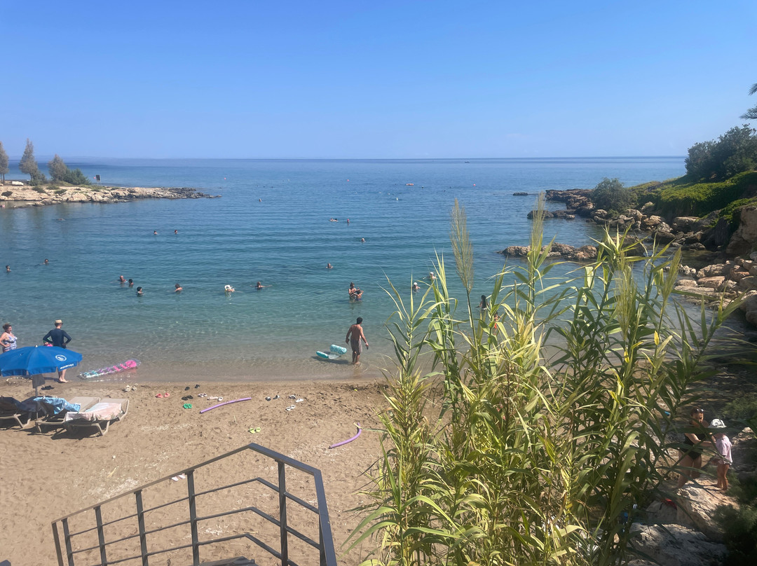 水晶温泉海滩酒店主图