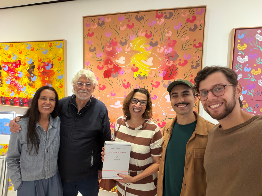 Galeria e Fundação Oscar Araripe-蒂拉登特斯必去景点
