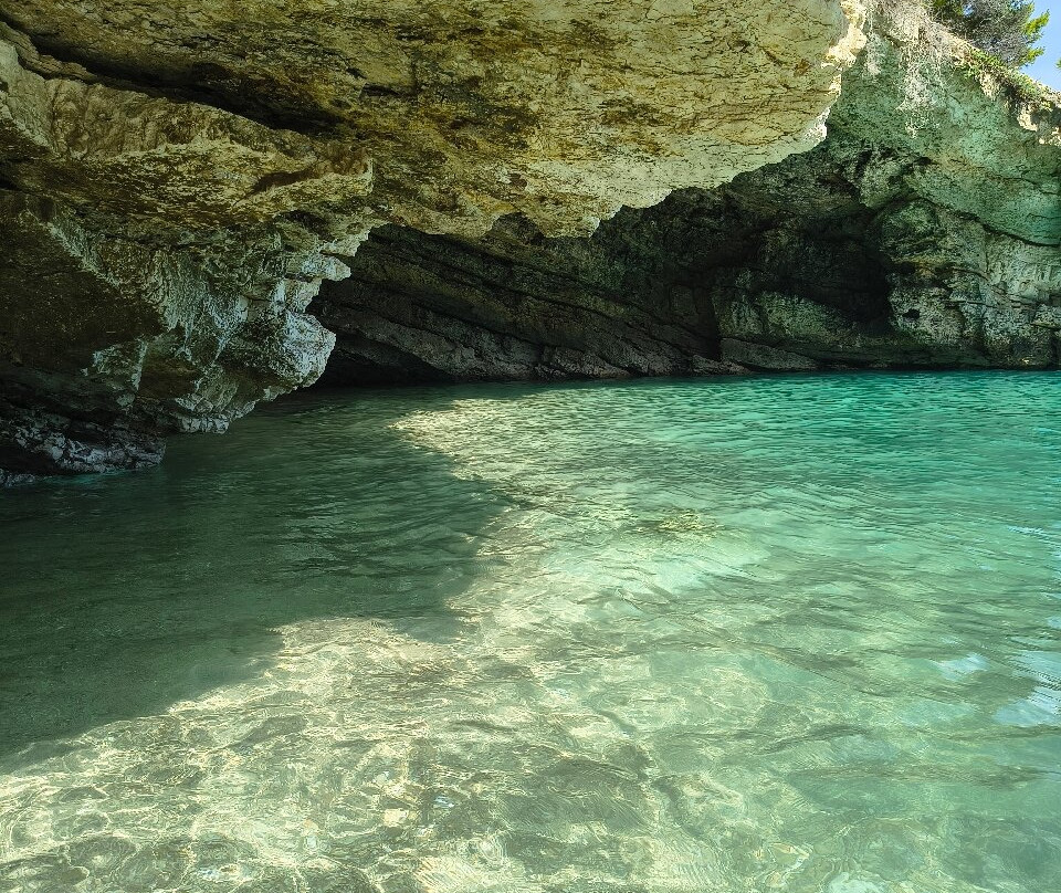 Spiaggia Pugnochiuso-维耶斯泰必去景点