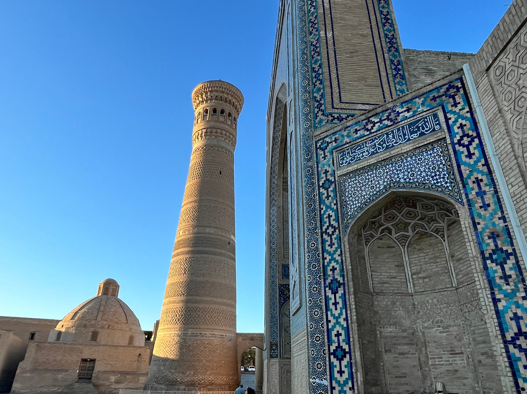 噶伦大尖塔-布哈拉必去景点
