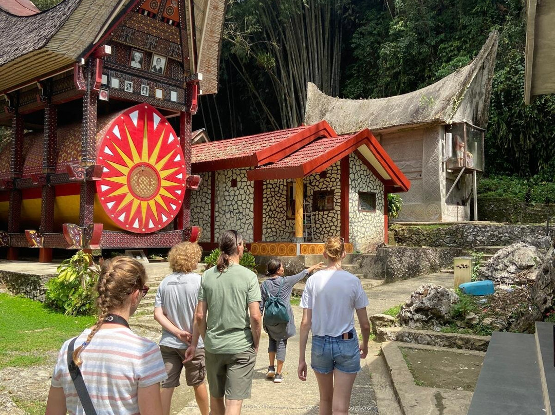 Toraja Tours with Diana-Makale必去景点
