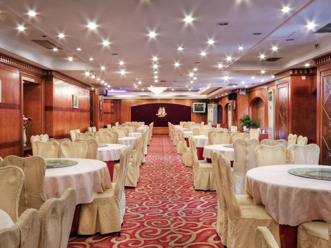 星程龙都大酒店主图