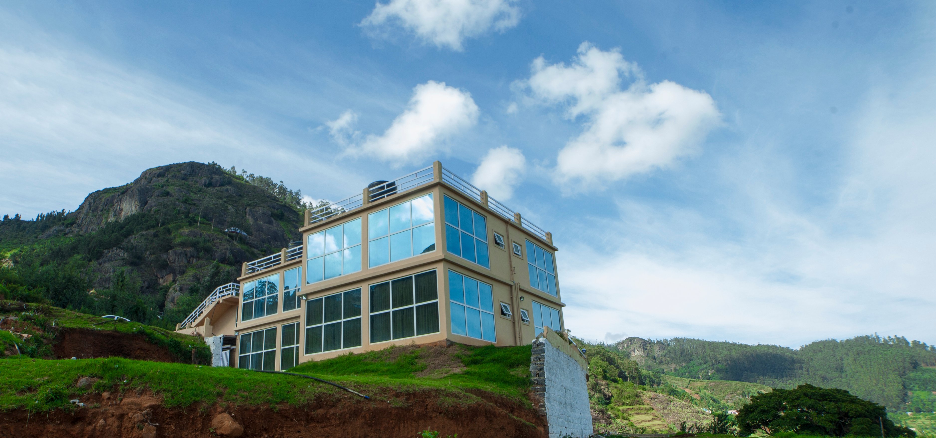 Tulips Valley View Resorts-官方