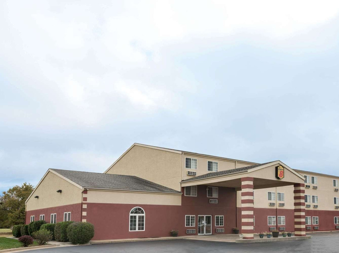 Super 8 by Wyndham Ottawa主图