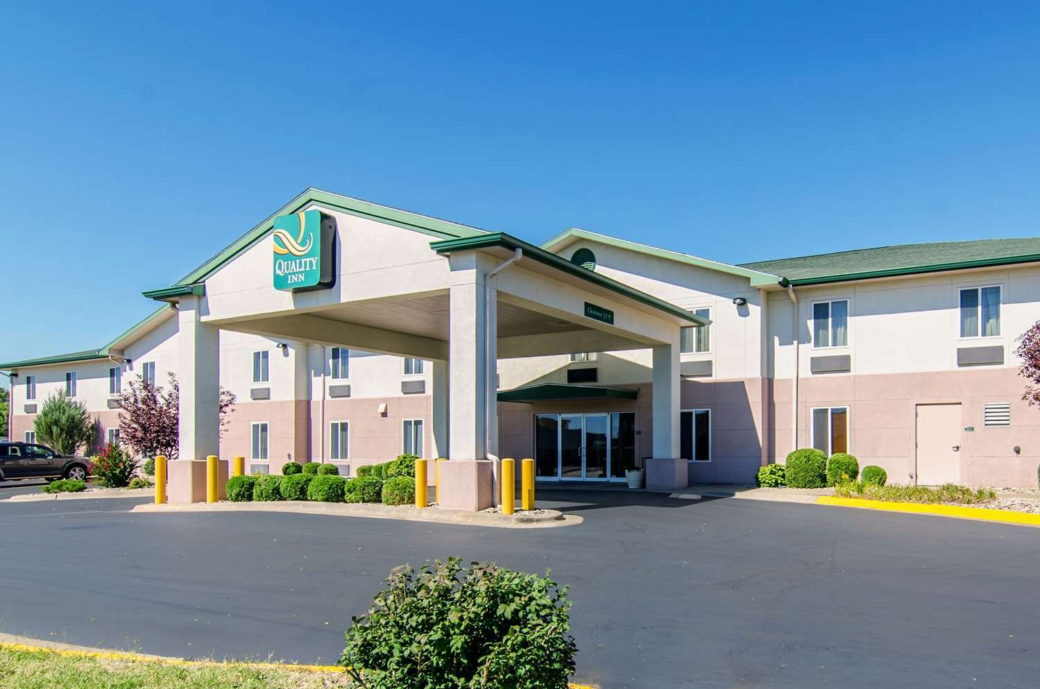 Quality Inn Junction City - Near Fort Riley-官方