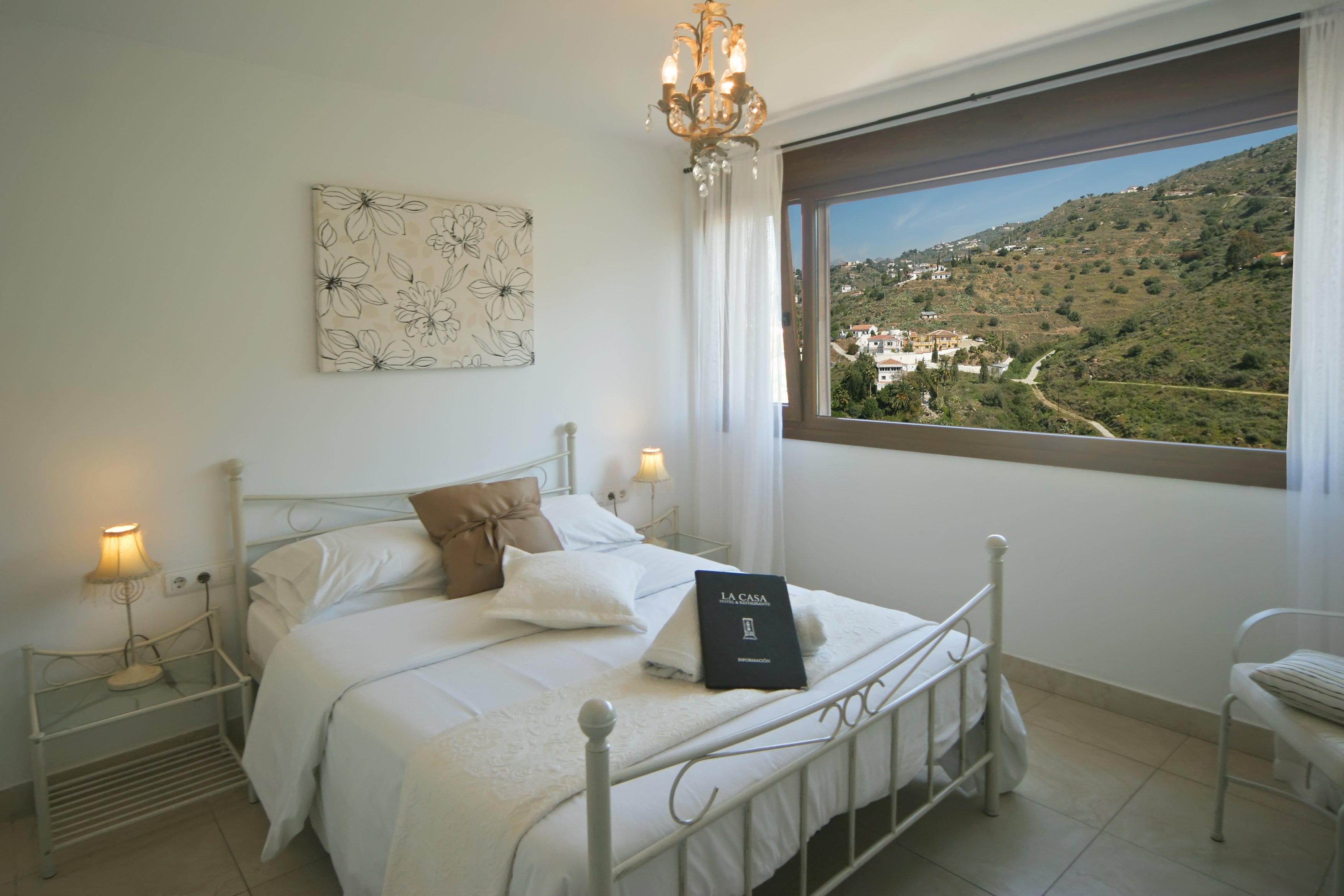 Hotel La Casa-官方