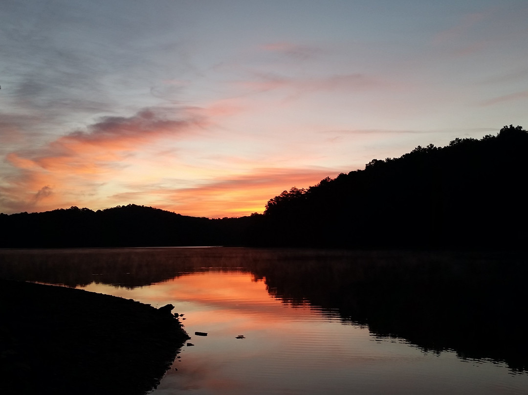 Laurel River Lake景点图片