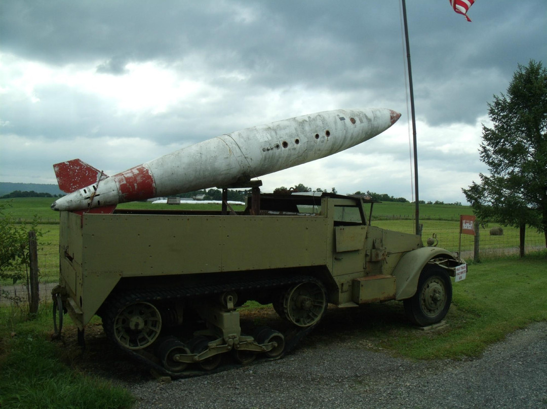 Top Kicks Military Museum景点图片