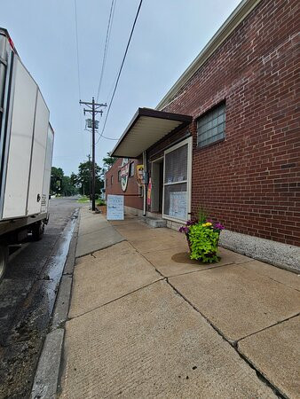 Excel Bottling Company-Breese必去景点