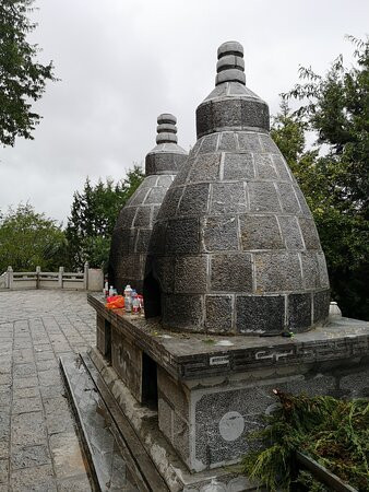龟山公园-香格里拉县必去景点
