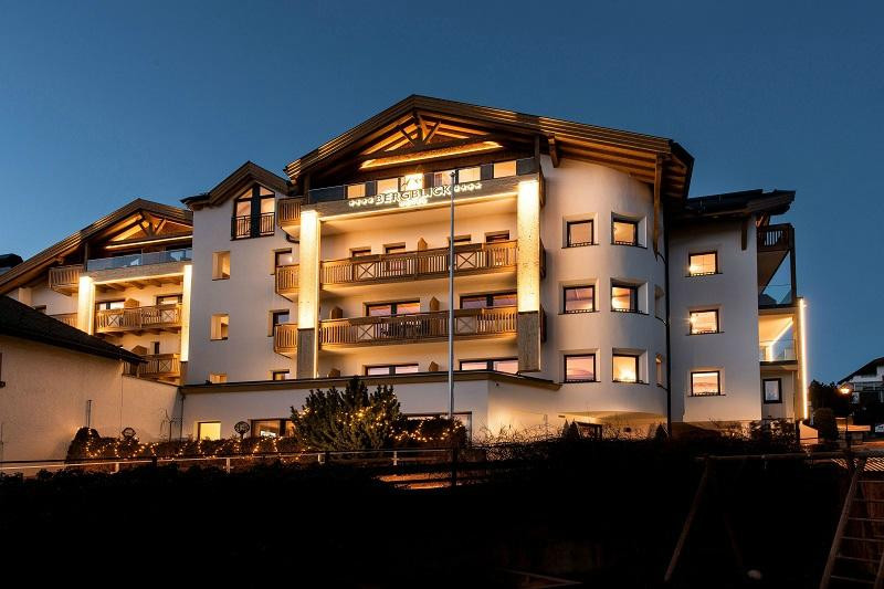 Fiss酒店住宿-Hotel Bergblick