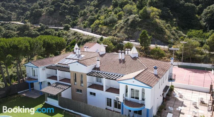 Hotel Restaurante La Fuentecilla主图