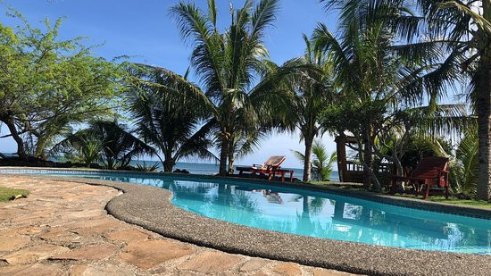 马亚海滩度假村主图