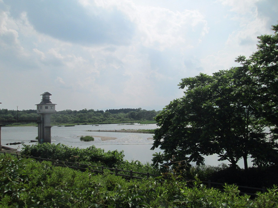 Kitakami Yakyoku Monument景点图片