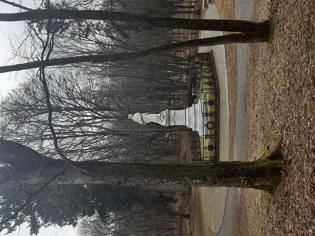 Queen Luise Monument景点图片