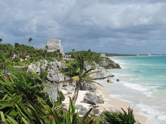 Mayan Beach景点图片