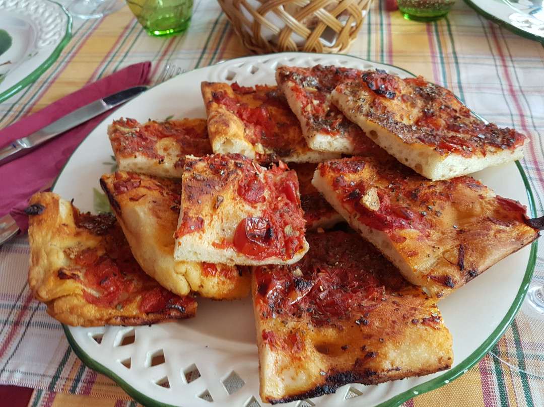 Sant'Andrea del Garigliano餐馆和美食-Country House Bosco D'Olmi