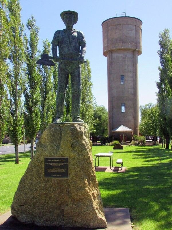 Nathalia Lions Park And Water Tower景点图片