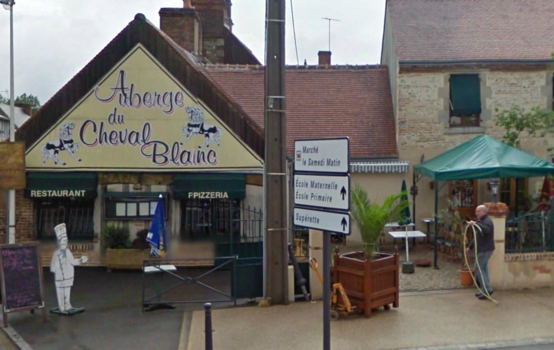 Vannes-sur-Cosson餐馆和美食-Le Cheval Blanc
