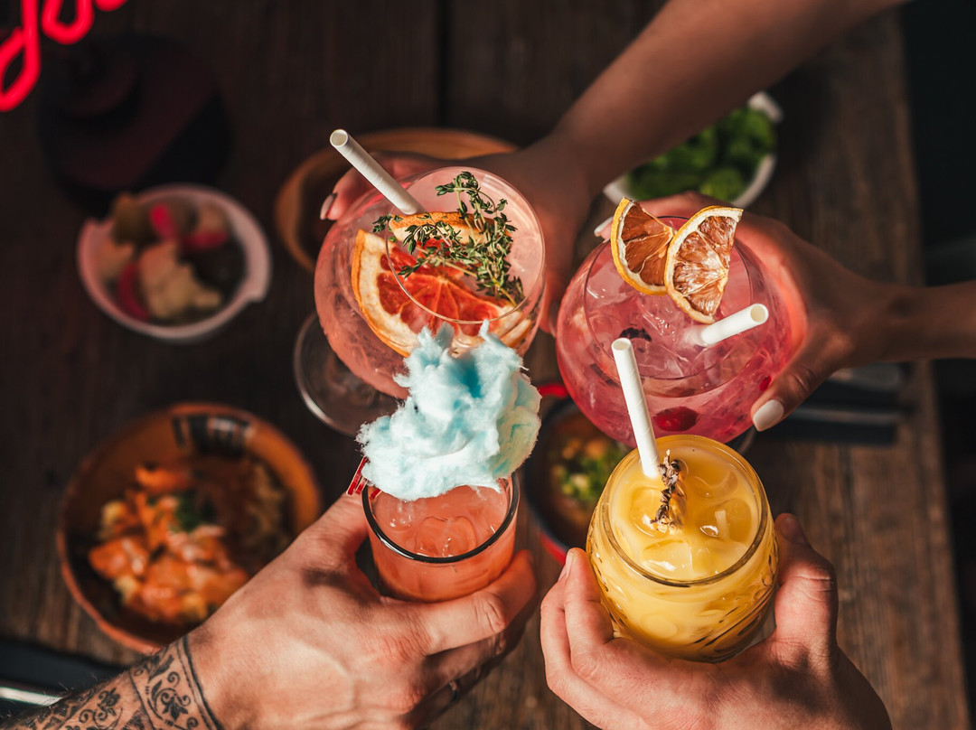 High Five Budapest主图