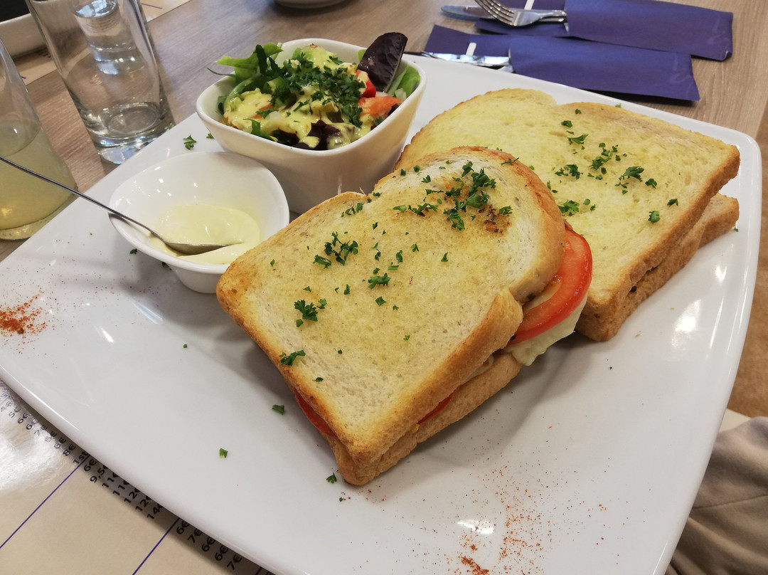 Valentino, Brasserie