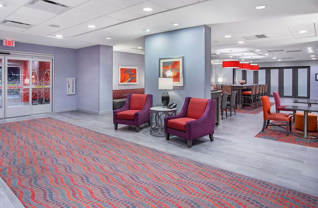 Hampton Inn Vincennes主图