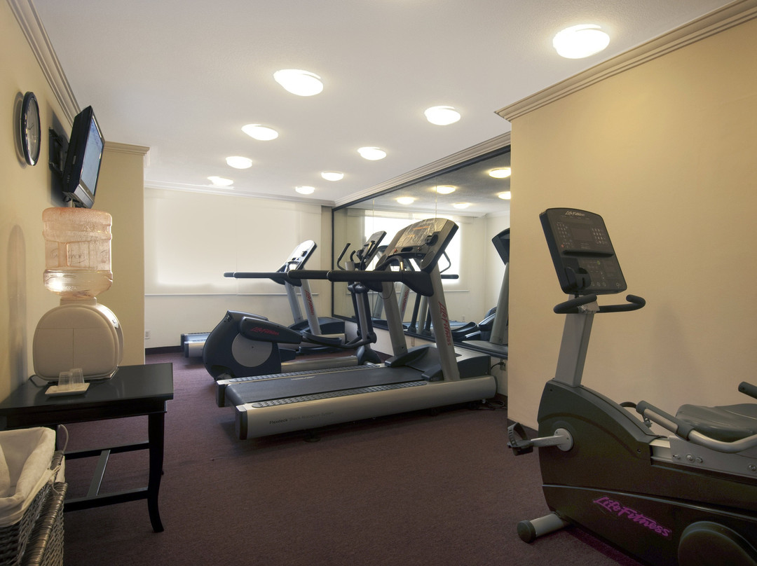 Fiesta Inn Toluca Centro主图